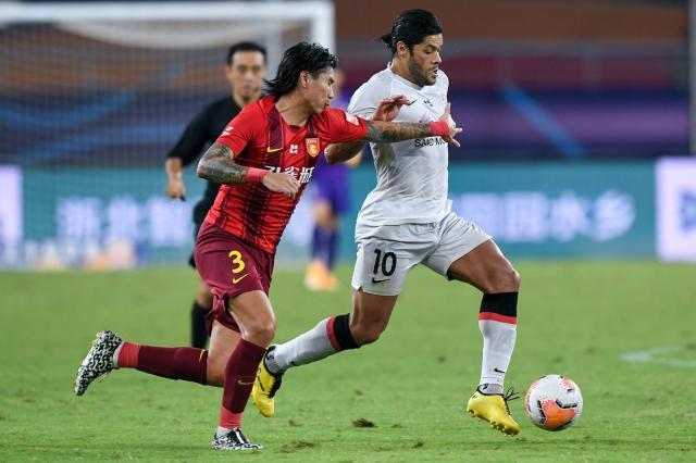 开云体育官网-河北队启动瘦身中场二将南下 已分别跟队龙门三镇